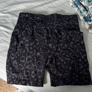 Bombas Black Leopard Pattern Shorts